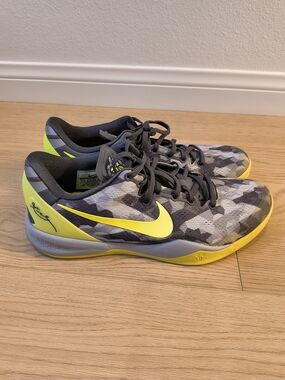 Kobe 8 - Camo Volt